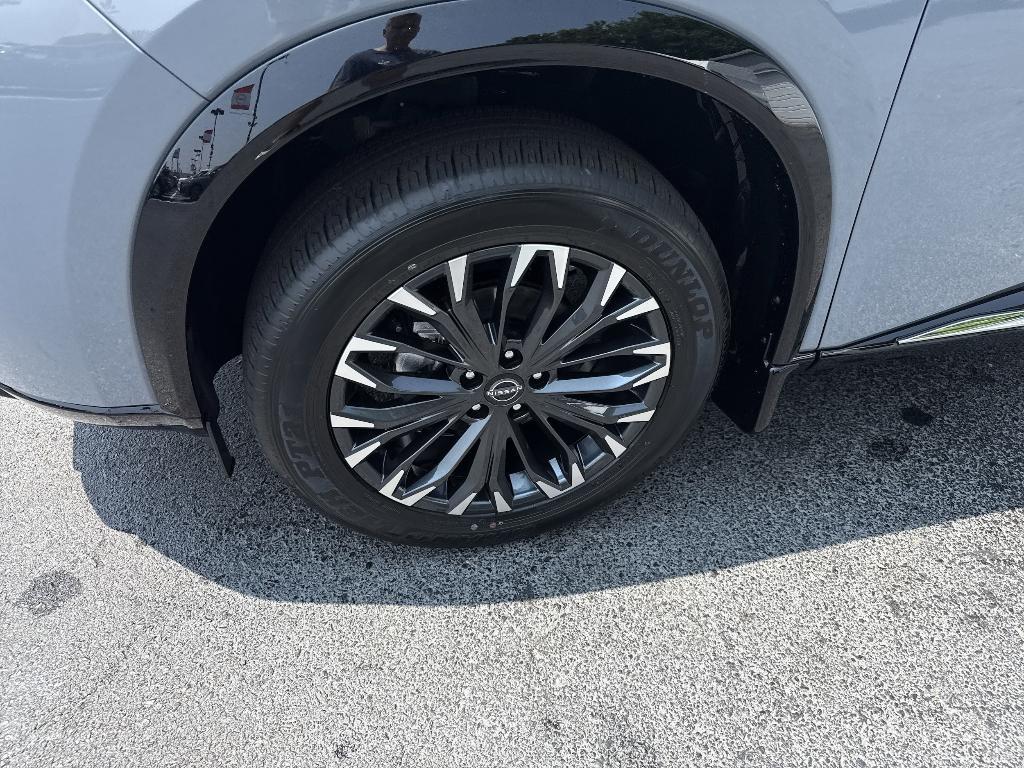new 2025 Nissan Rogue car, priced at $39,993