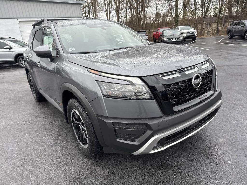 new 2025 Nissan Pathfinder car, priced at $42,364