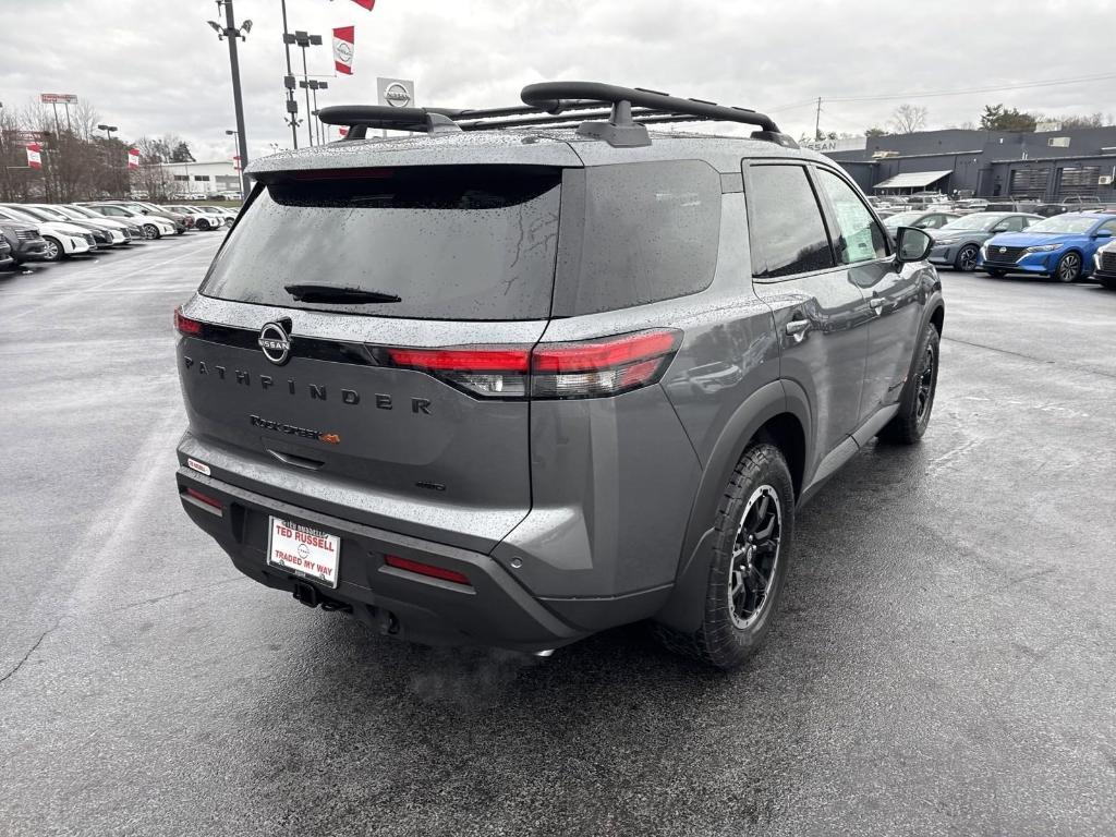 new 2025 Nissan Pathfinder car, priced at $42,364