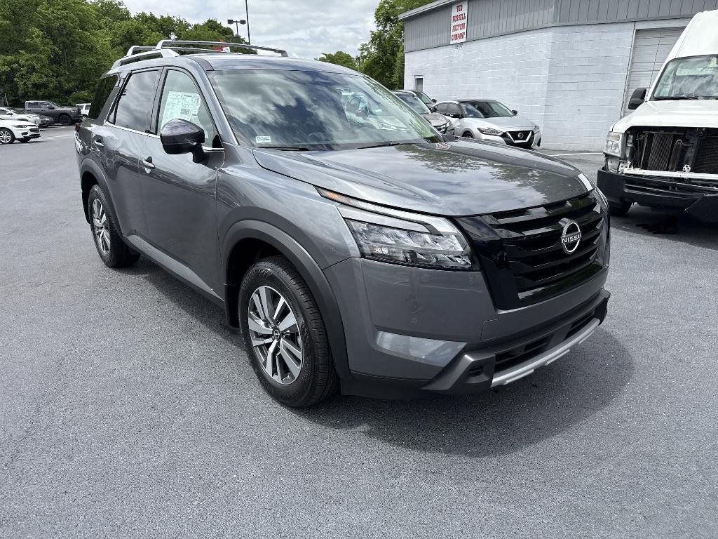 new 2025 Nissan Pathfinder car, priced at $42,834