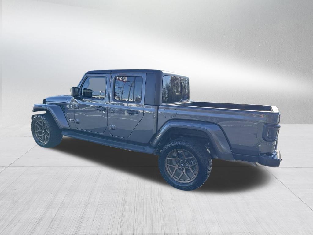 used 2022 Jeep Gladiator car, priced at $35,995