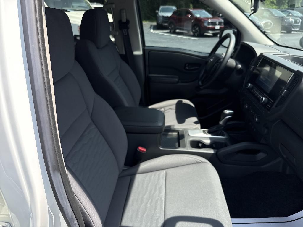 new 2025 Nissan Frontier car, priced at $33,711