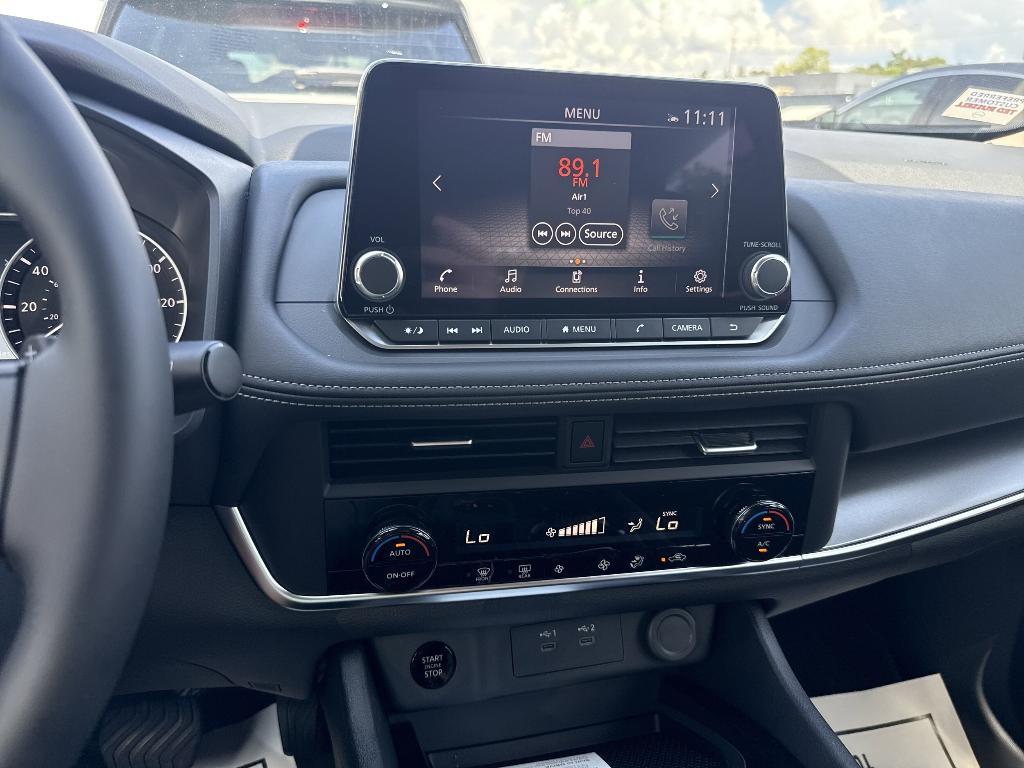 new 2025 Nissan Rogue car, priced at $30,652
