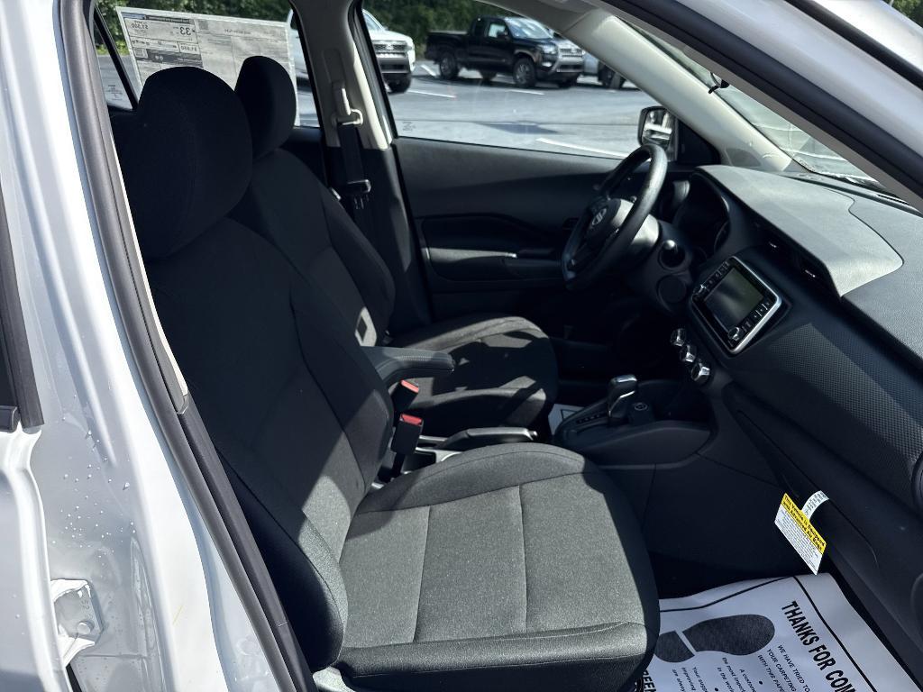 new 2025 Nissan Kicks Play car, priced at $22,858