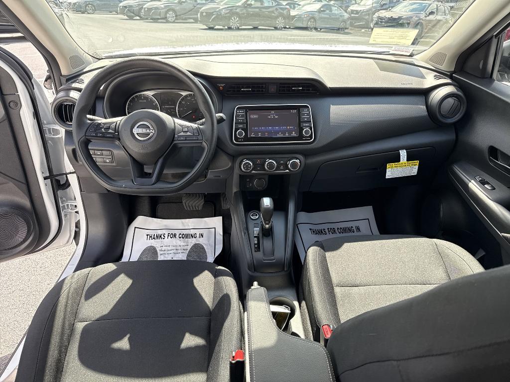 new 2025 Nissan Kicks Play car, priced at $22,858