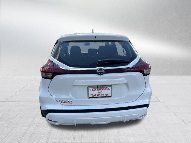new 2025 Nissan Kicks Play car, priced at $22,858