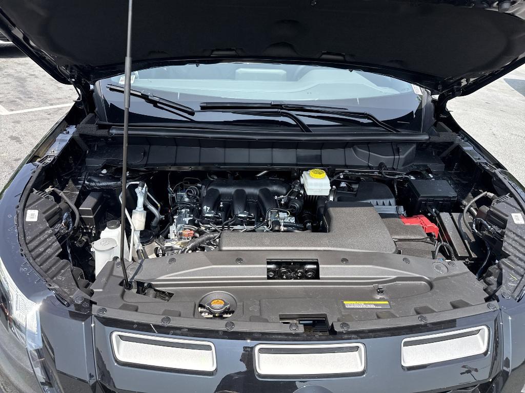 new 2025 Nissan Pathfinder car, priced at $43,261