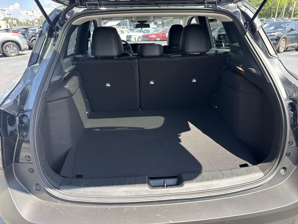 new 2025 Nissan Kicks car, priced at $28,910