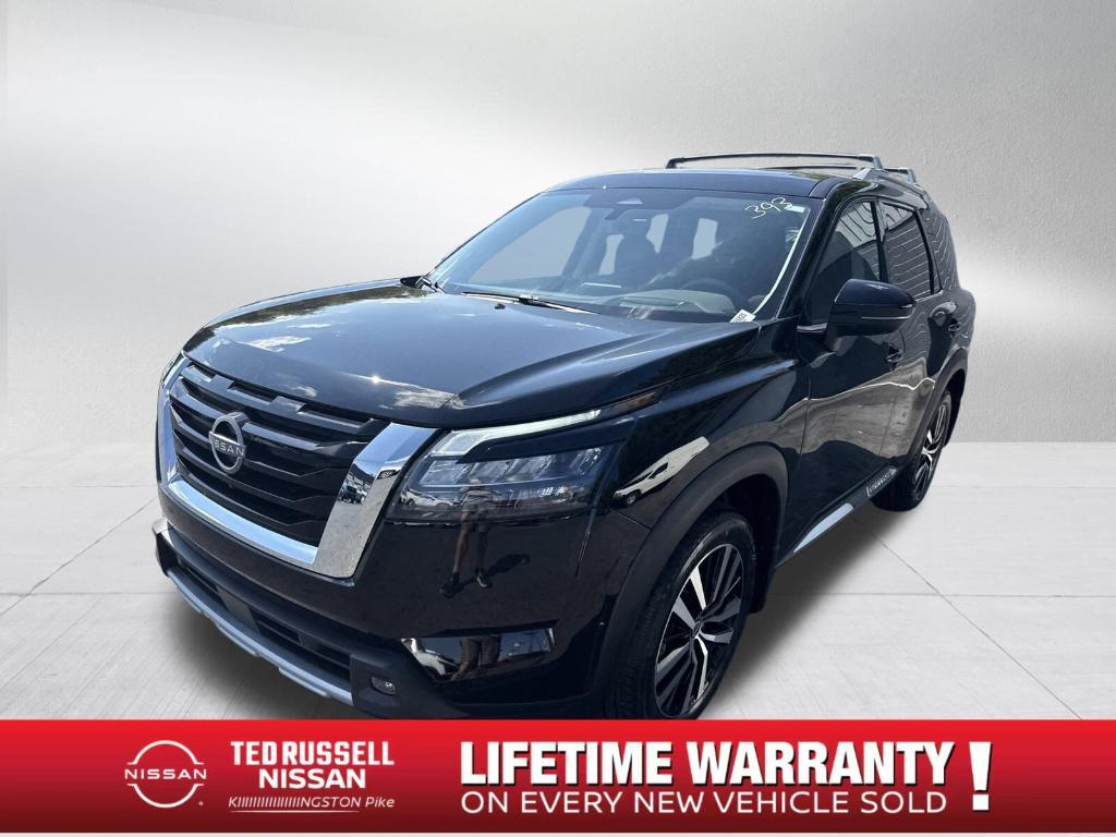 new 2025 Nissan Pathfinder car, priced at $43,998