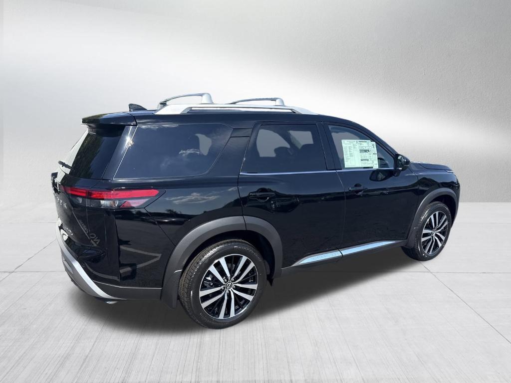 new 2025 Nissan Pathfinder car, priced at $43,998