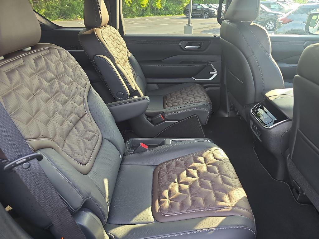 new 2025 Nissan Armada car, priced at $72,481