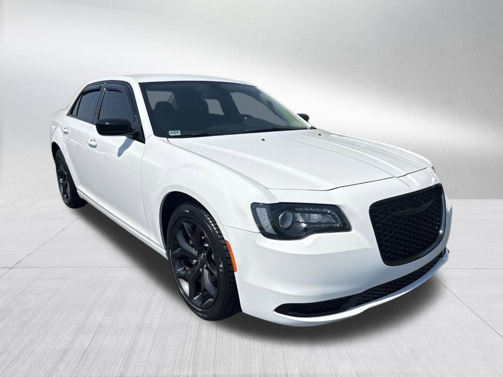 used 2021 Chrysler 300 car, priced at $29,988