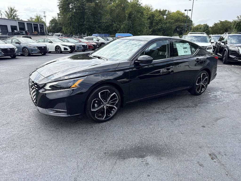 new 2025 Nissan Altima car, priced at $28,084