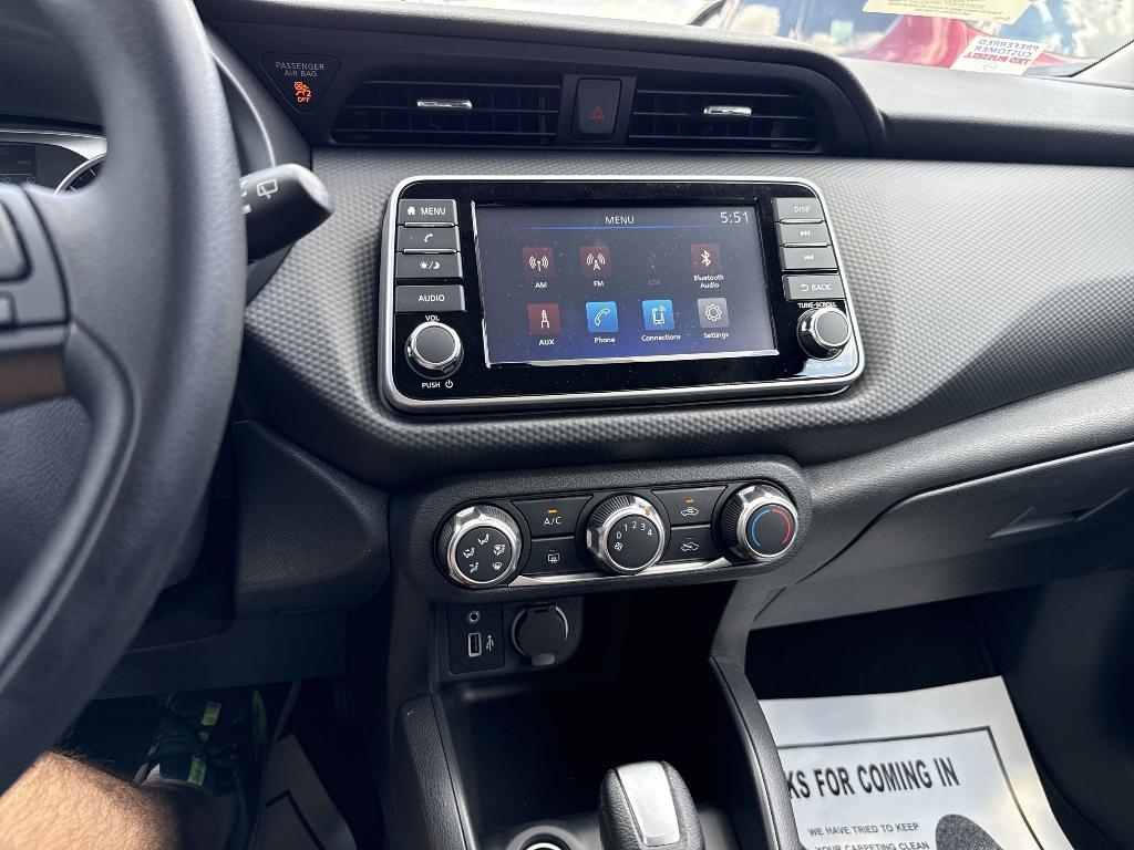 new 2025 Nissan Kicks Play car, priced at $22,935