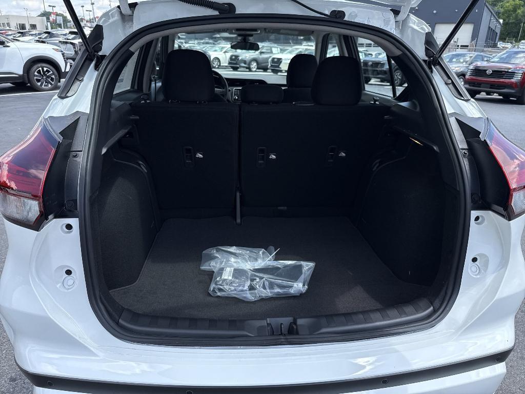 new 2025 Nissan Kicks Play car, priced at $22,935