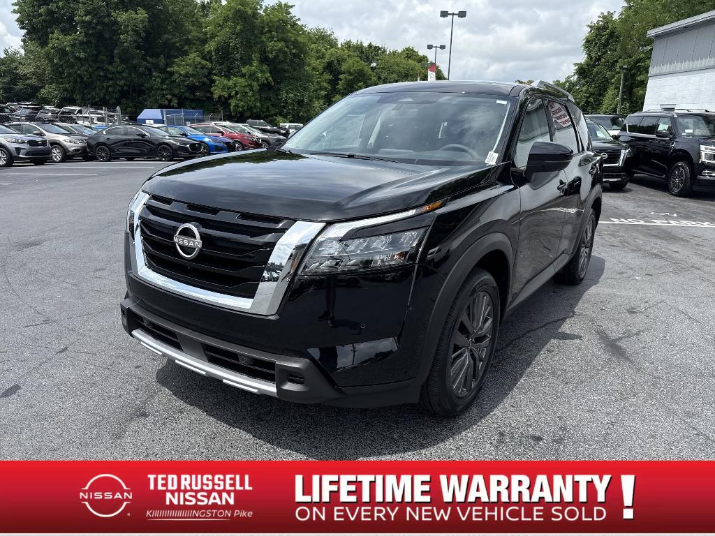 new 2025 Nissan Pathfinder car, priced at $45,002