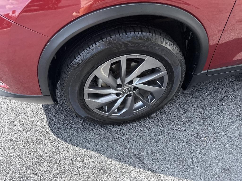 used 2016 Nissan Rogue car, priced at $13,895