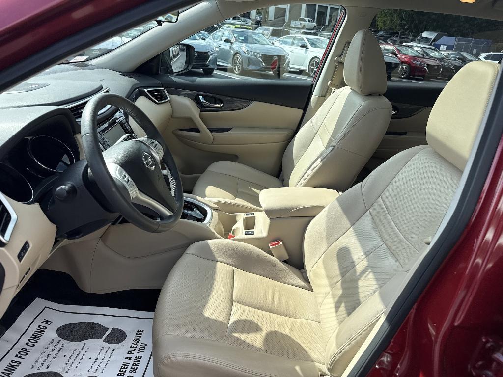 used 2016 Nissan Rogue car, priced at $13,895