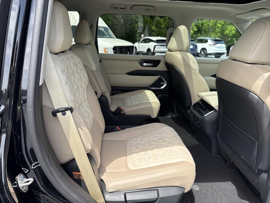 new 2025 Nissan Armada car, priced at $74,808