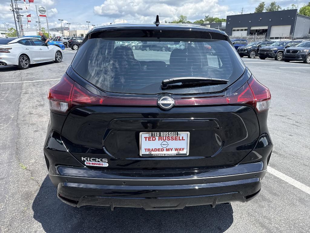 new 2025 Nissan Kicks Play car, priced at $22,636