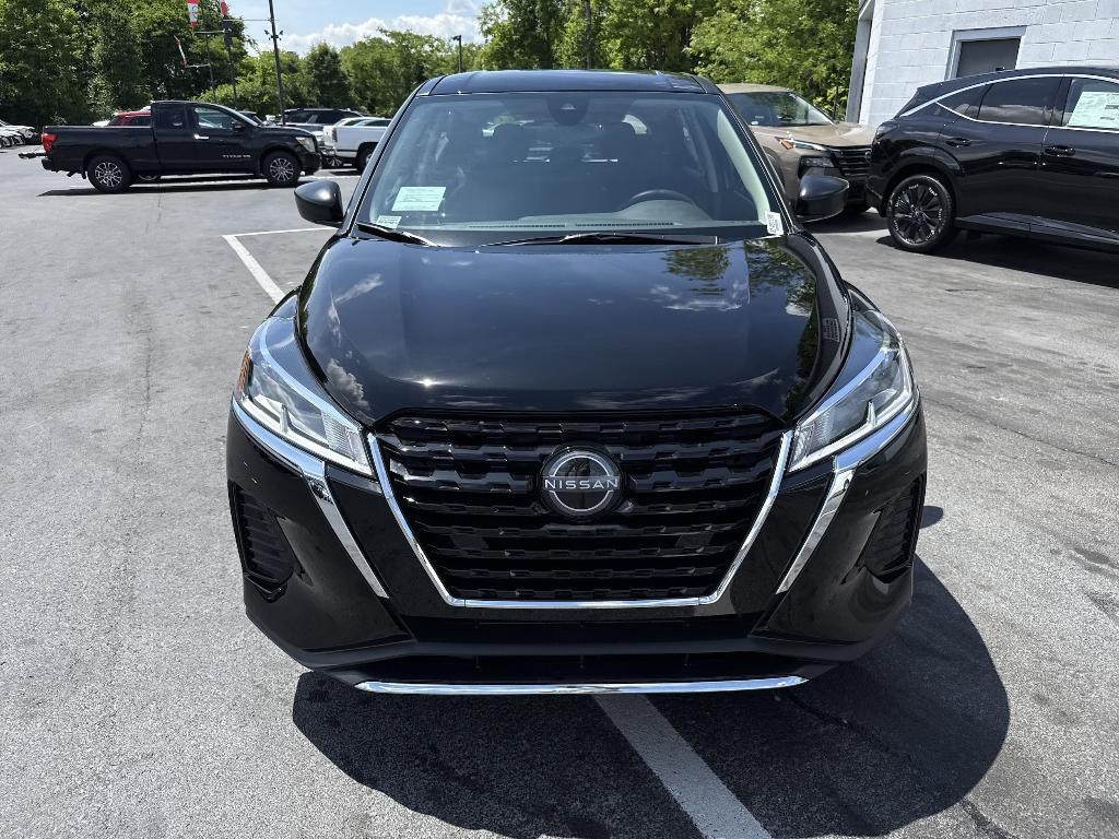 new 2025 Nissan Kicks Play car, priced at $22,636