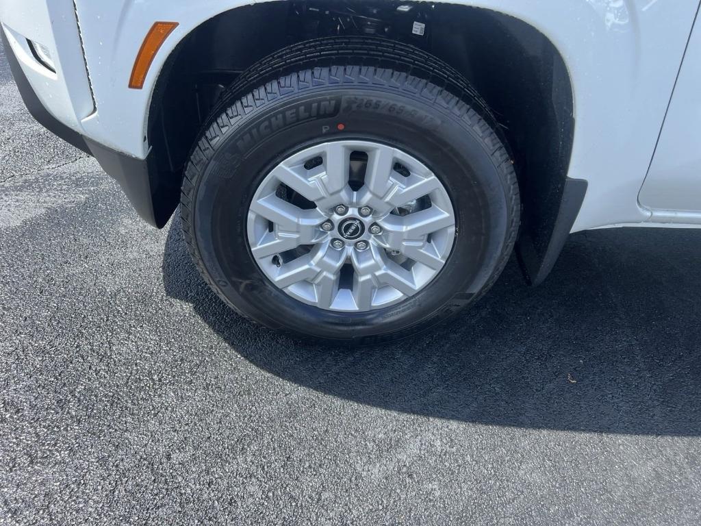 new 2024 Nissan Frontier car, priced at $33,524