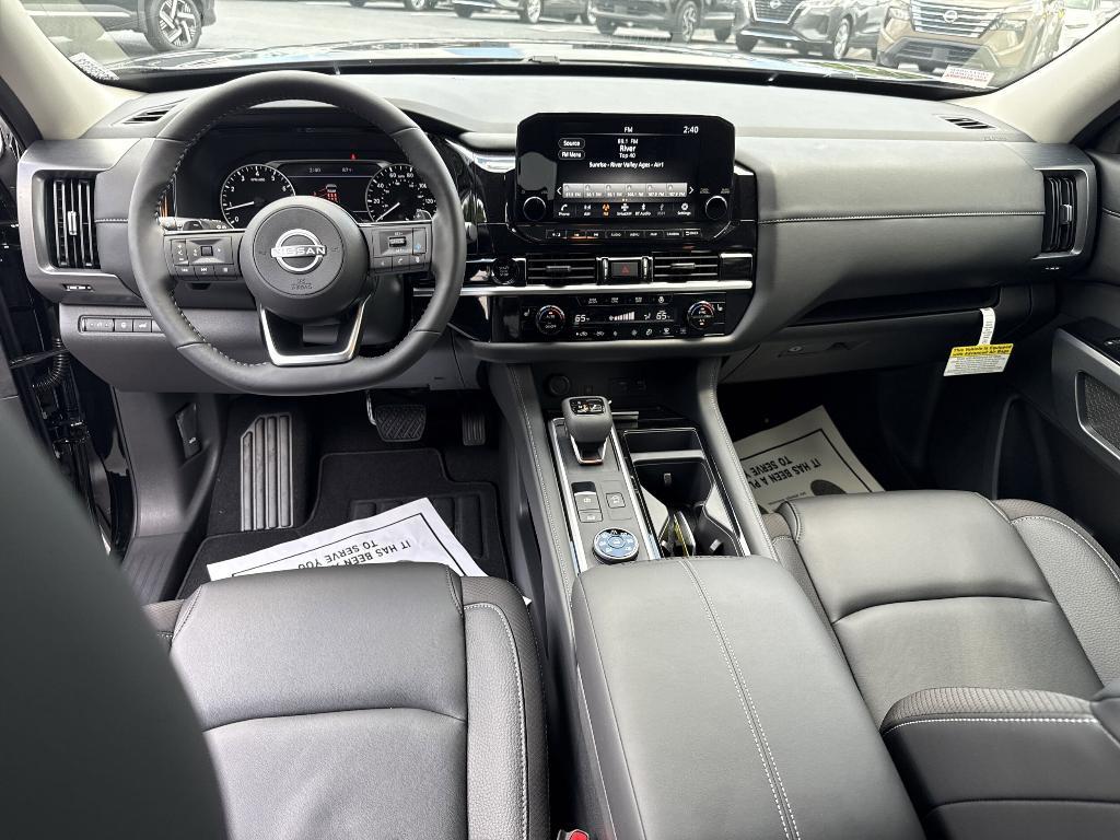 new 2025 Nissan Pathfinder car, priced at $42,617