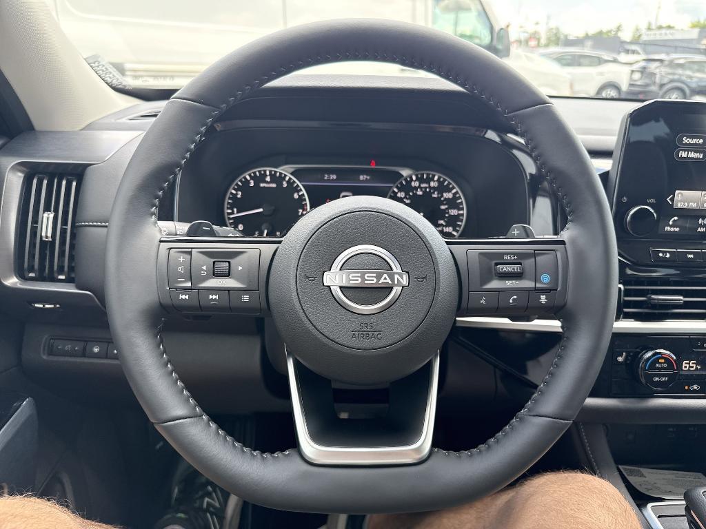 new 2025 Nissan Pathfinder car, priced at $42,617
