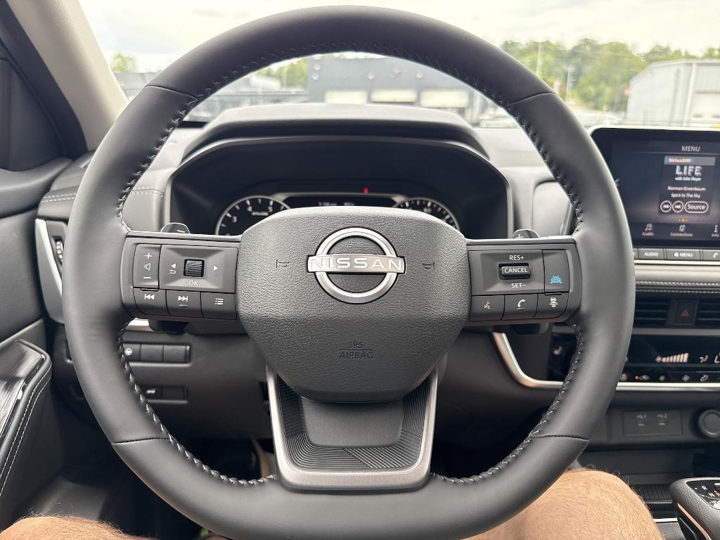 new 2025 Nissan Frontier car, priced at $44,872