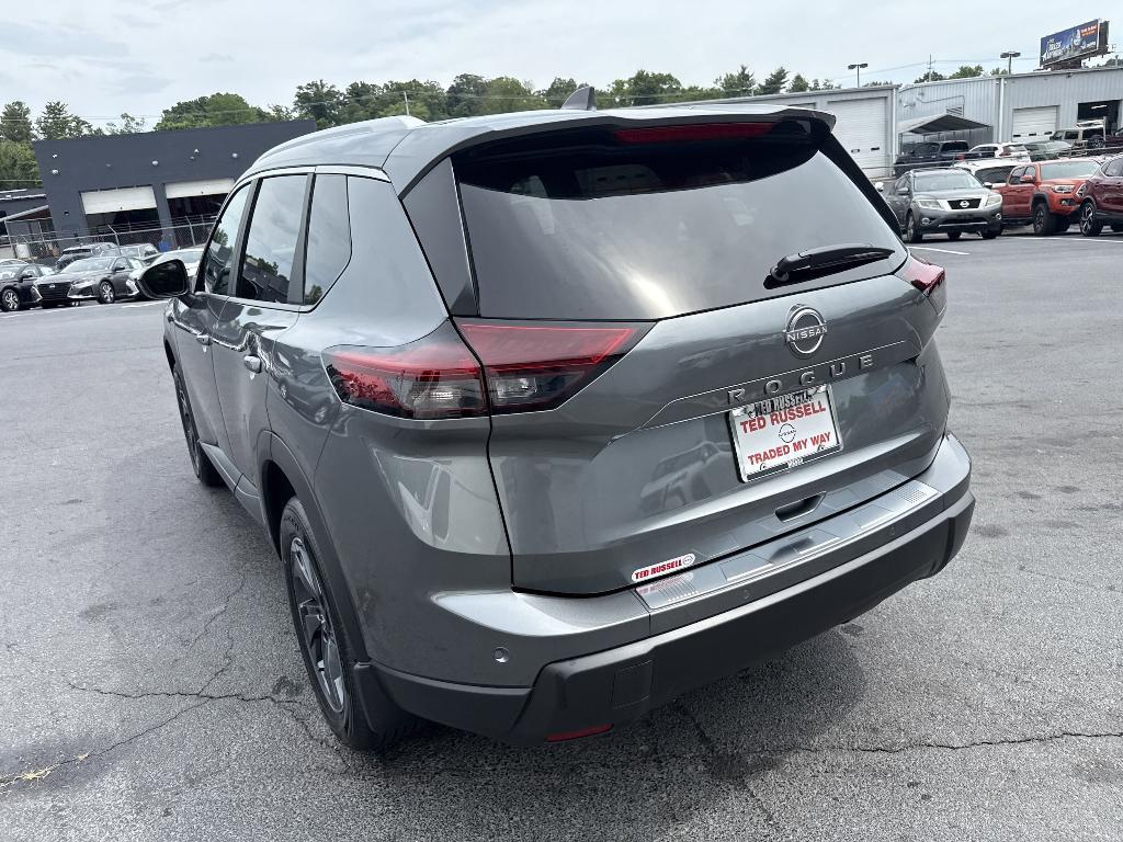 new 2025 Nissan Frontier car, priced at $44,872
