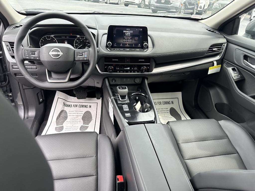 new 2025 Nissan Frontier car, priced at $44,872