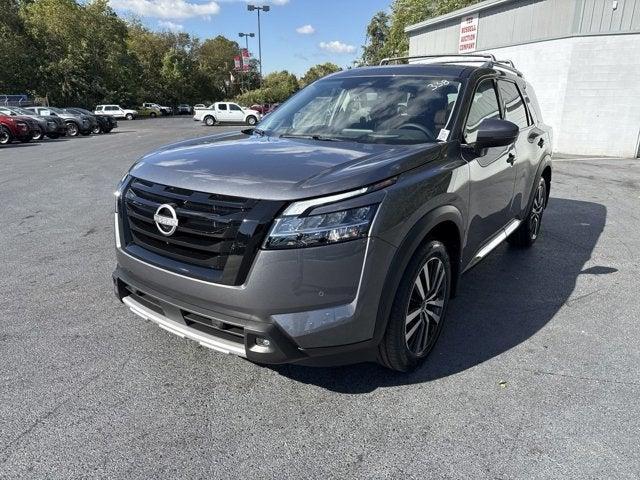 new 2024 Nissan Pathfinder car, priced at $44,600