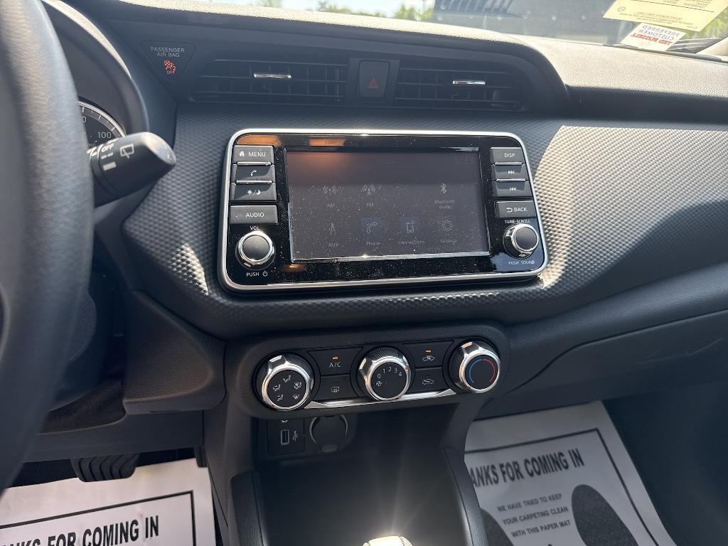 new 2025 Nissan Kicks Play car, priced at $22,858