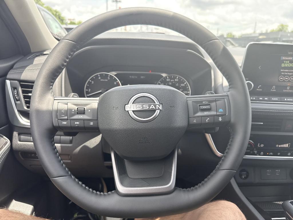 new 2025 Nissan Rogue car, priced at $31,946