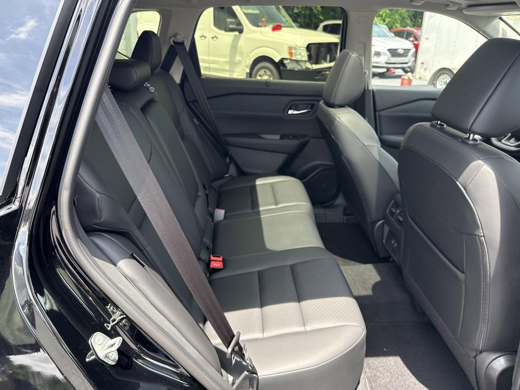 new 2025 Nissan Rogue car, priced at $31,946