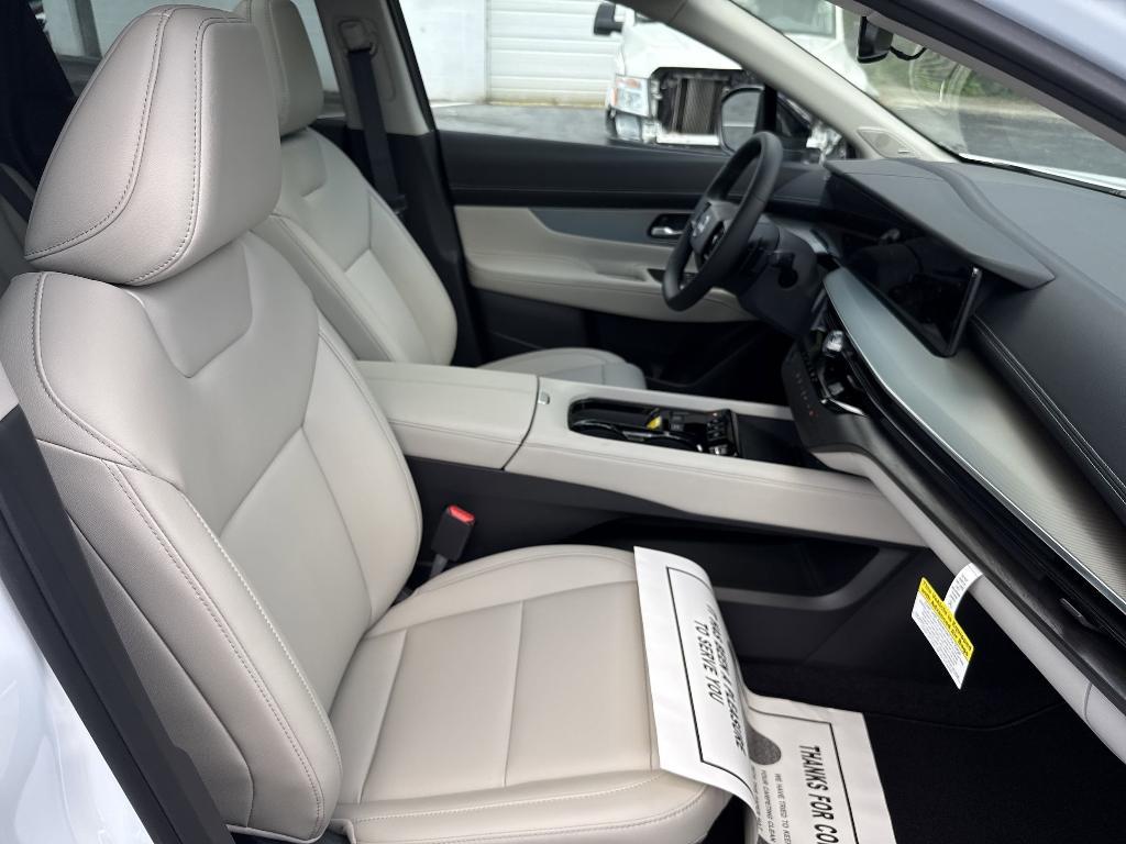 new 2025 Nissan Murano car, priced at $44,122