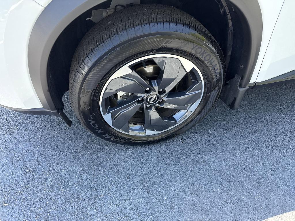 used 2024 Nissan Rogue car, priced at $35,995