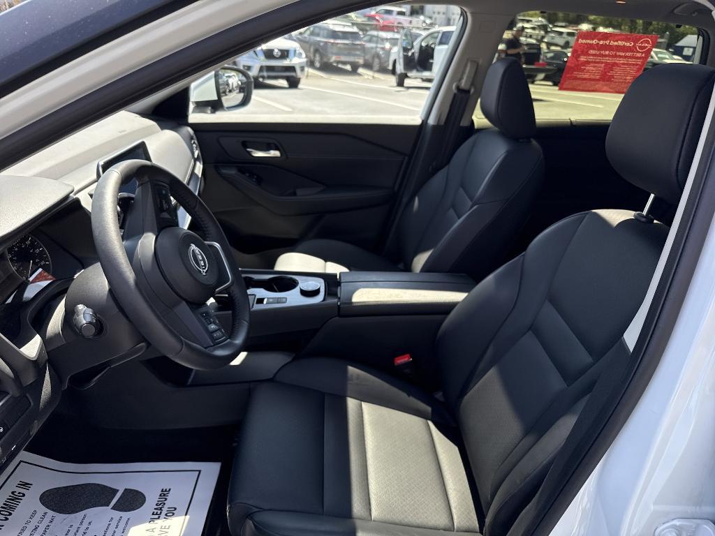 used 2024 Nissan Rogue car, priced at $35,995
