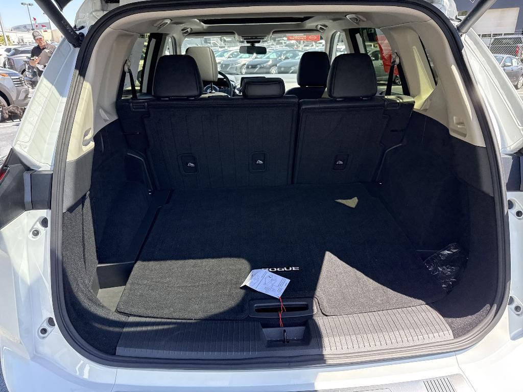 used 2024 Nissan Rogue car, priced at $35,995