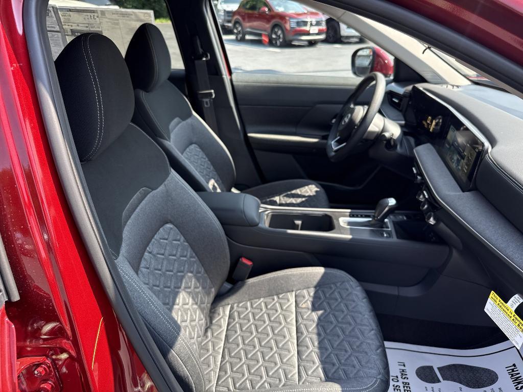 new 2025 Nissan Kicks car, priced at $25,055