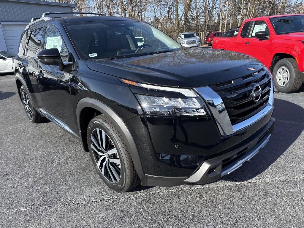 new 2025 Nissan Pathfinder car, priced at $51,211