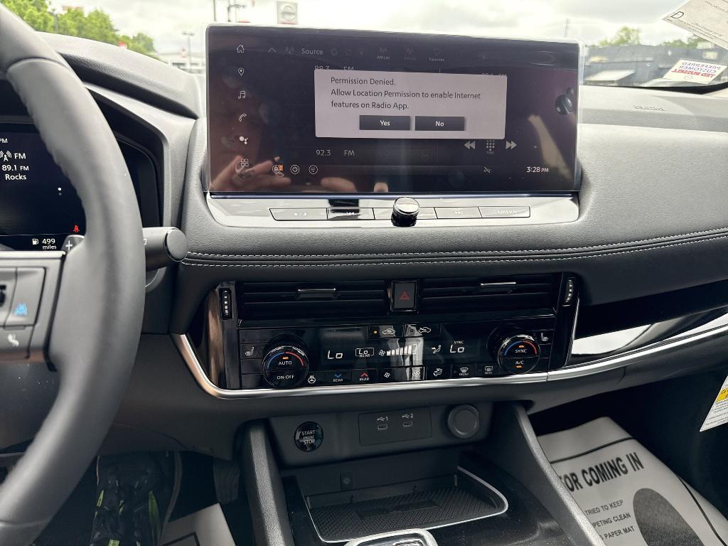 new 2025 Nissan Rogue car, priced at $40,386