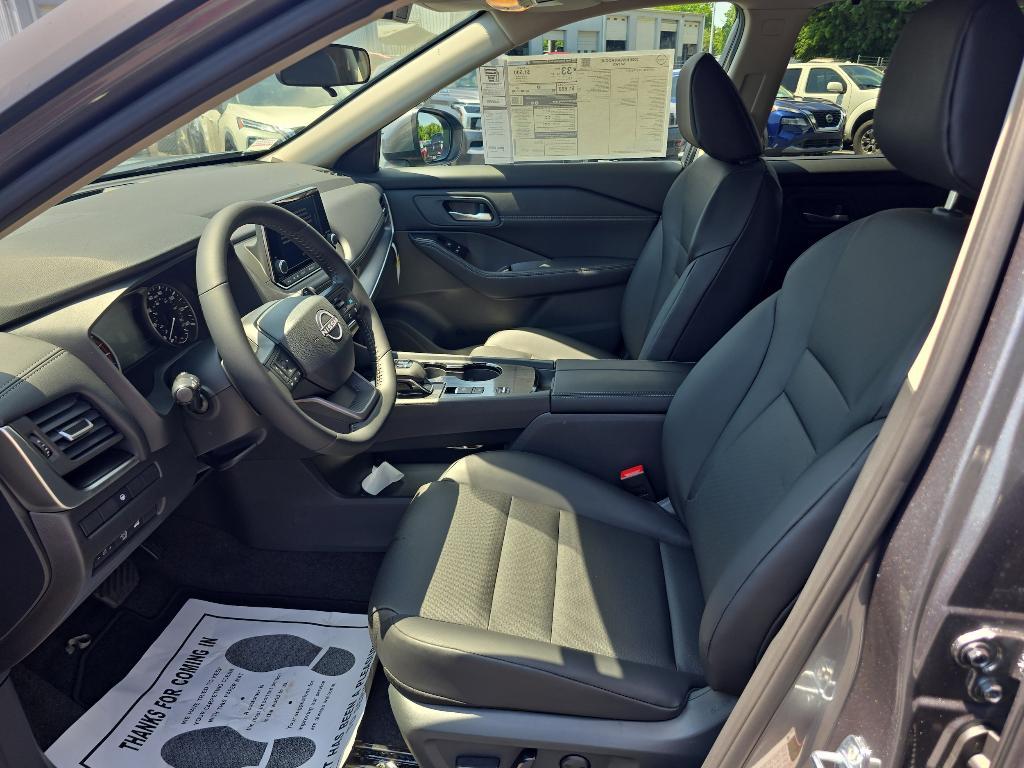 new 2025 Nissan Rogue car, priced at $32,062
