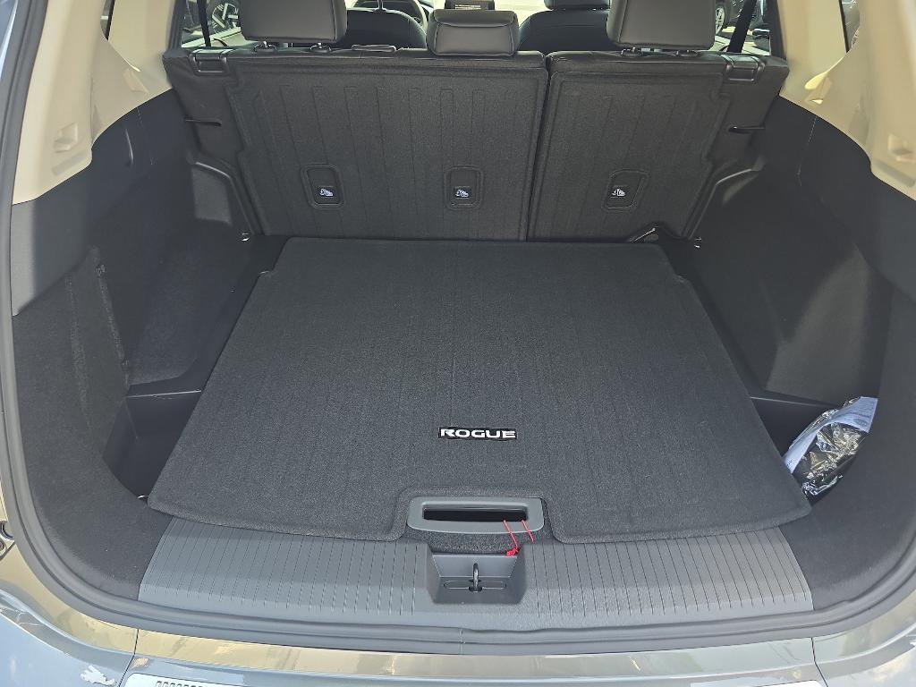 new 2025 Nissan Rogue car, priced at $32,062