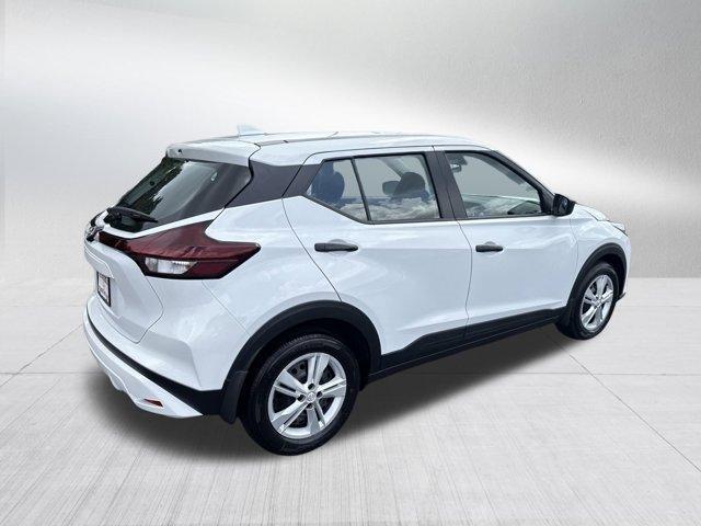 new 2025 Nissan Kicks Play car, priced at $22,935