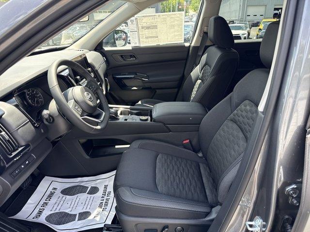new 2025 Nissan Pathfinder car, priced at $40,779