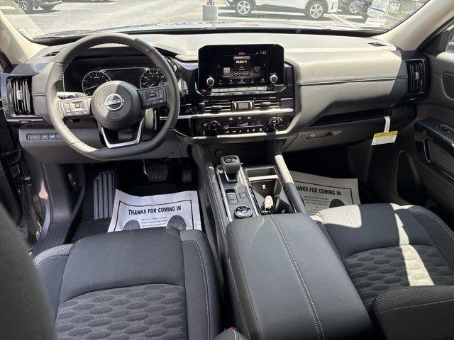 new 2025 Nissan Pathfinder car, priced at $40,779