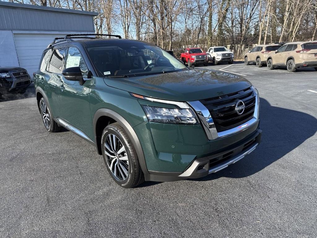 new 2025 Nissan Pathfinder car, priced at $50,149