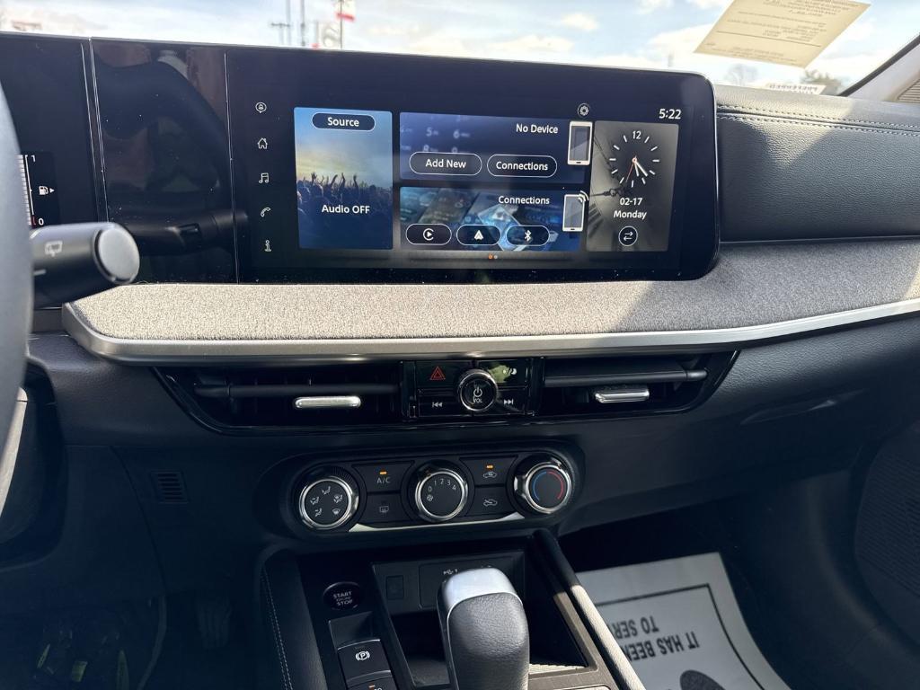 new 2025 Nissan Kicks car, priced at $26,547