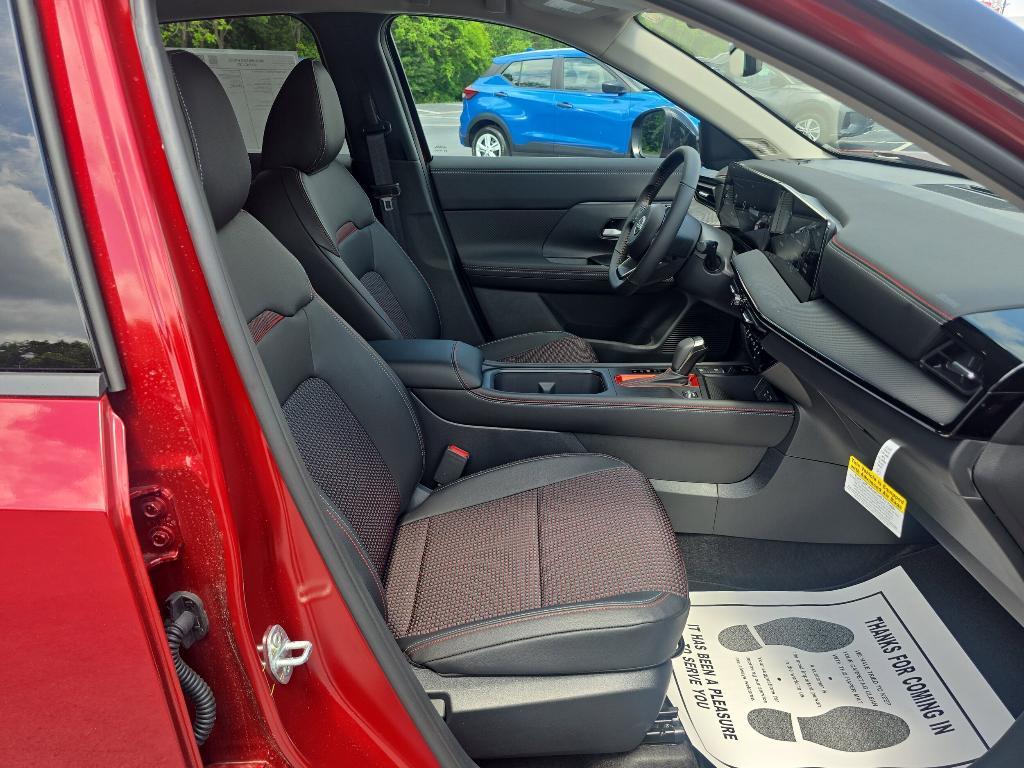 new 2025 Nissan Kicks car, priced at $28,271